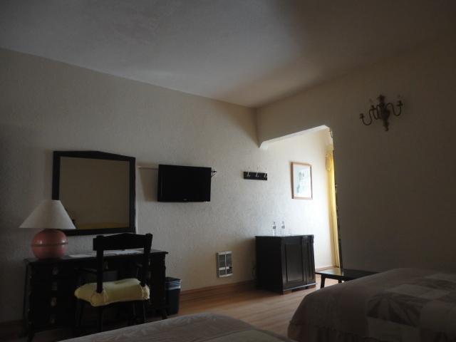 Hotel Royal Spa Zimapan Bilik gambar