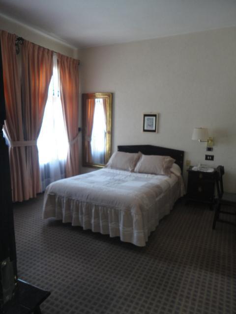 Hotel Royal Spa Zimapan Bilik gambar